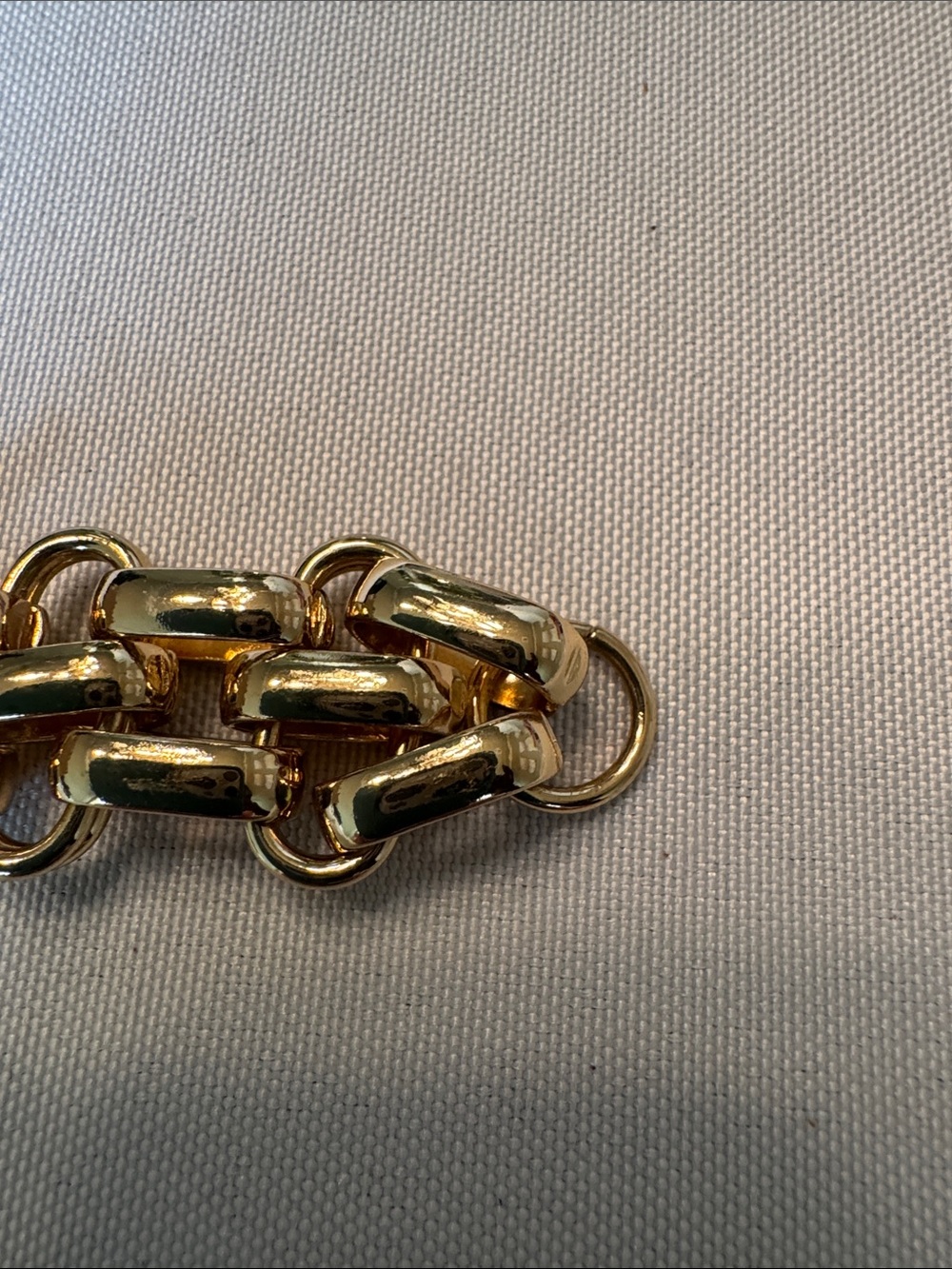 Chunky Gold Link Bracelet - Picture 6 of 6